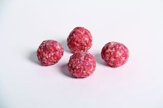 https://qa-mktmaq.cl/wp-content/uploads/2024/10/bolas-de-carne.jpg